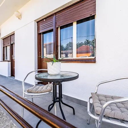House Nada With The Pool Holiday home Fazana